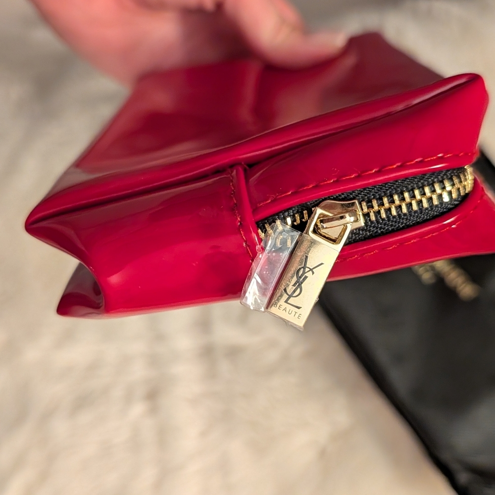 Yves Saint Laurent Red Cosmetic Pouch with Dust bag - Picture 3 of 5